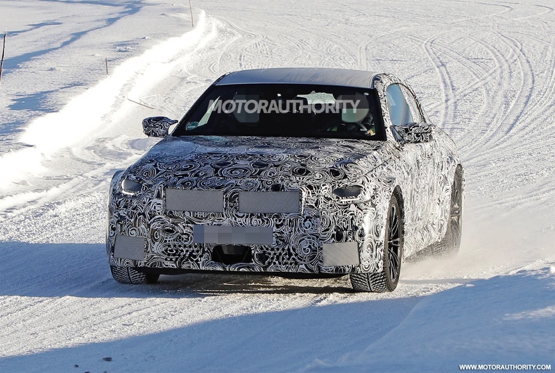 Spy shots of the 2023 BMW M2: next-generation coupe spotted