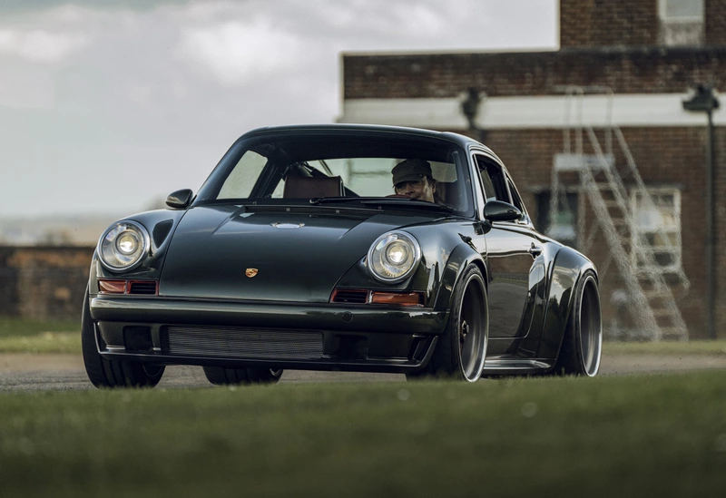 Singer has unveiled a customized restoration of the 911 DLS.