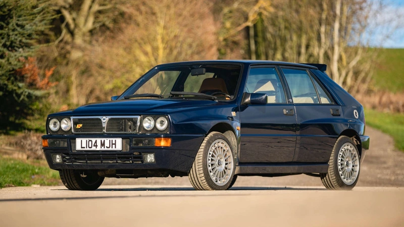 Rowan Atkinson's 1993 Lancia HF Integrale Evo II will be auctioned off.