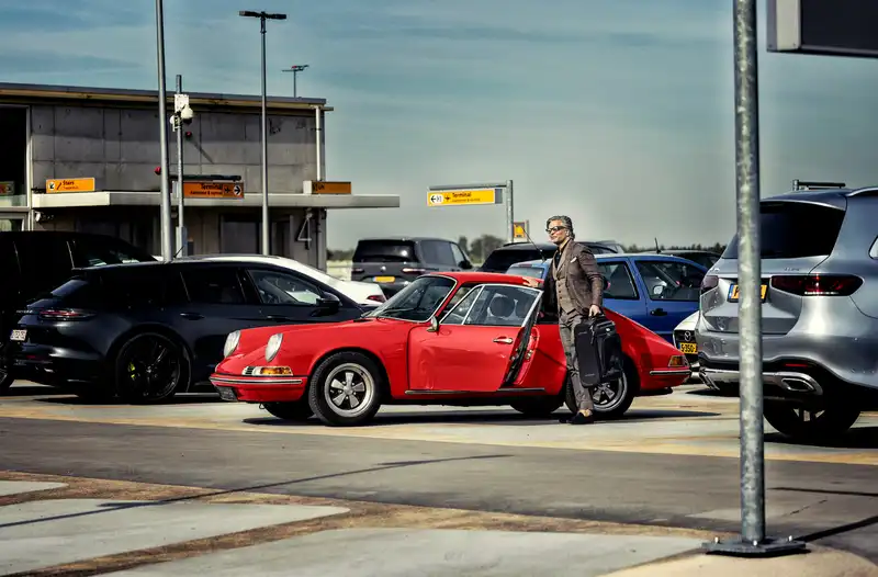 Vojtners Extravale's custom-built electric 911 goes on sale in the U.S.