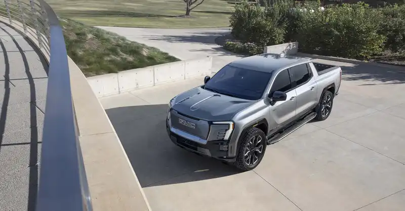 2024 GMC Sierra EV is coming, with a 440-mile range and crab-walking capability.