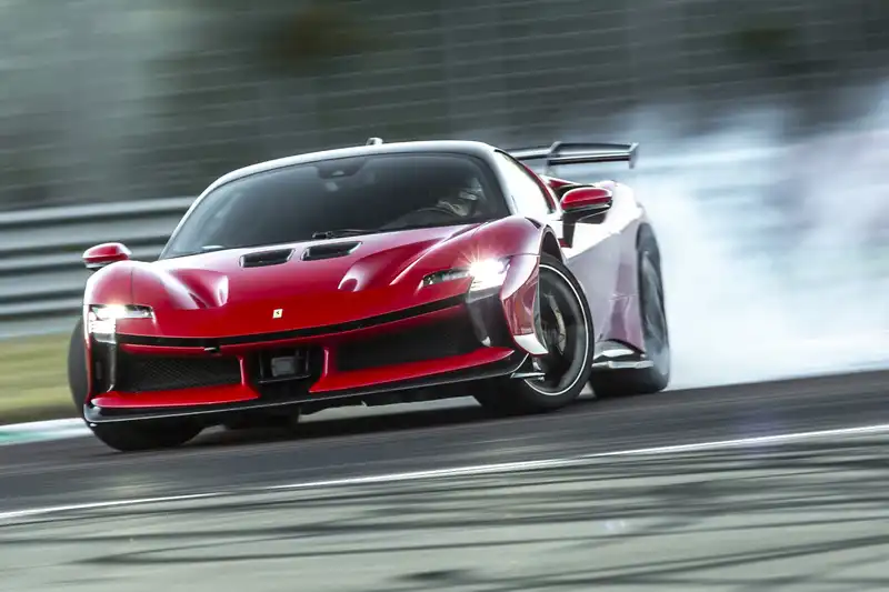 The future Ferrari may have a side exhaust