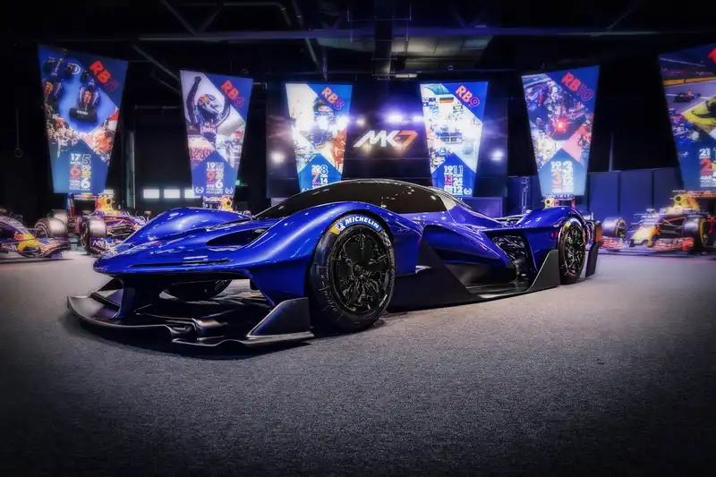 Red Bull RB17 debuts as a 1,200 hp circuit-only hypercar that revs to 15,000 rpm.